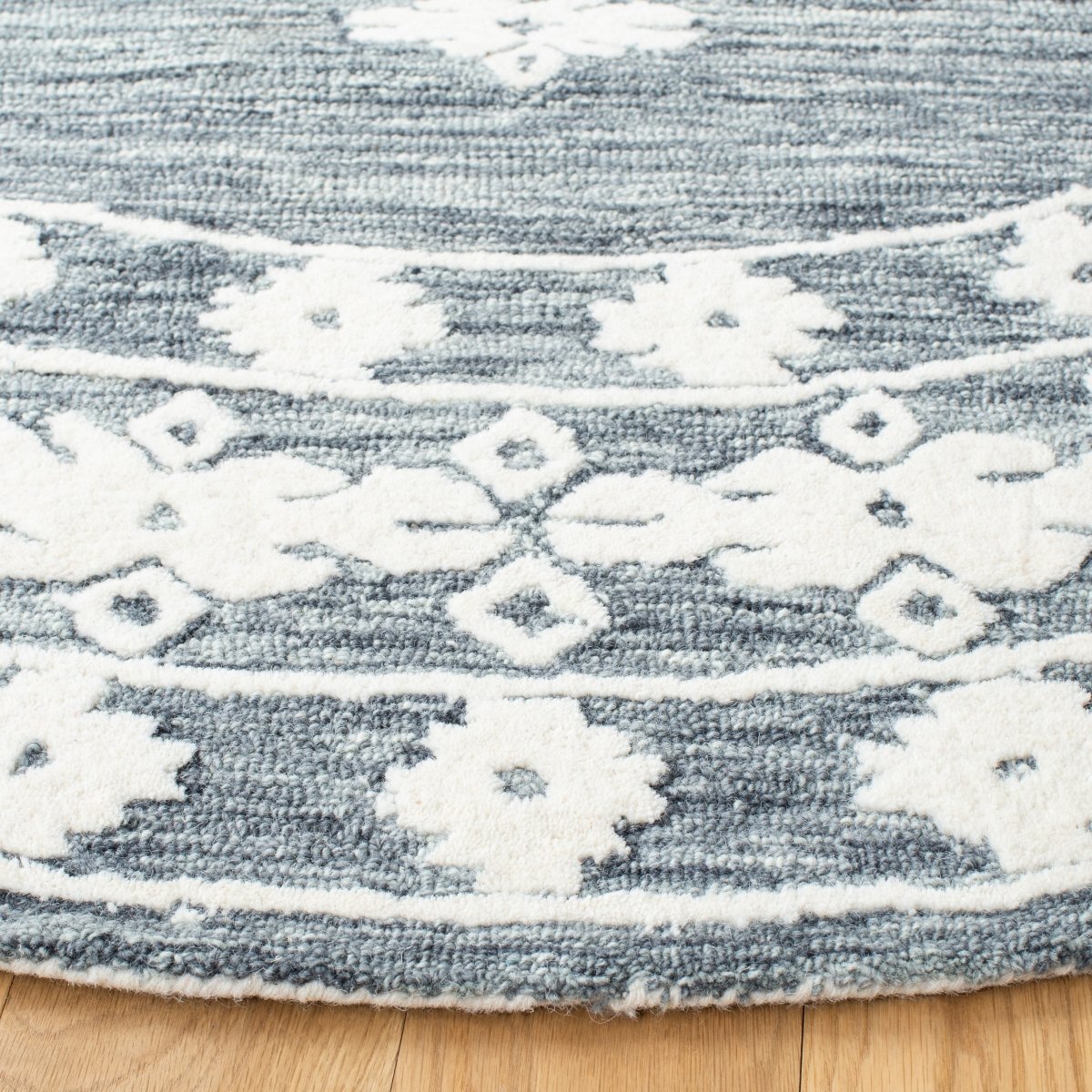 Safavieh Aspen Apn550F Dark Grey/Ivory Rugs.