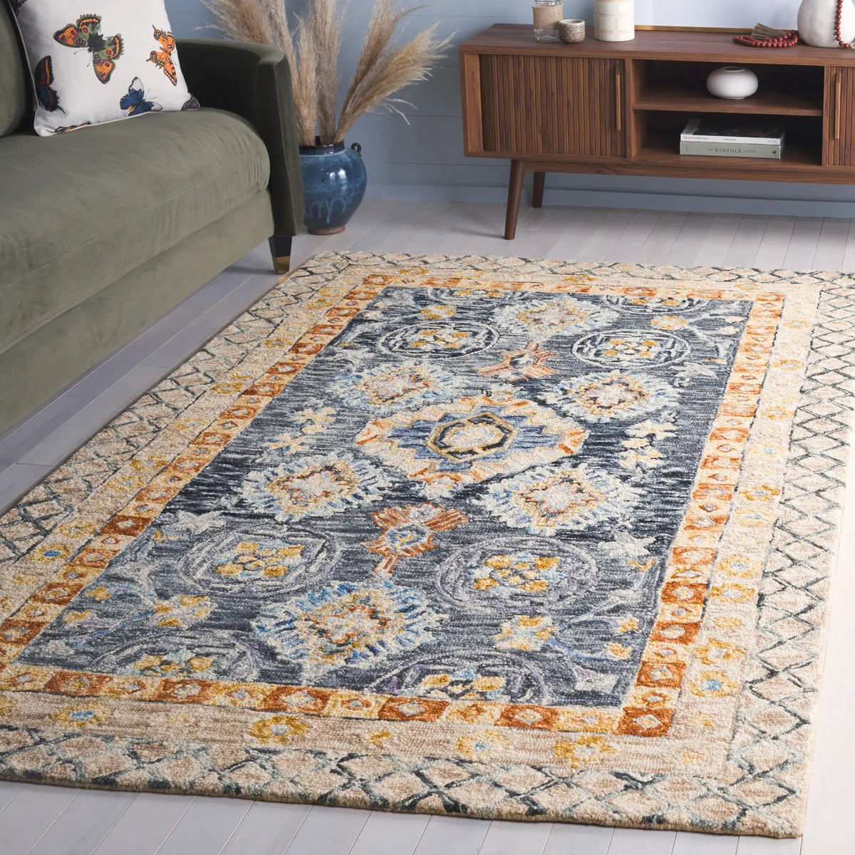 Safavieh Aspen 4'-0" x 6'-0" Rug in Blue / Beige