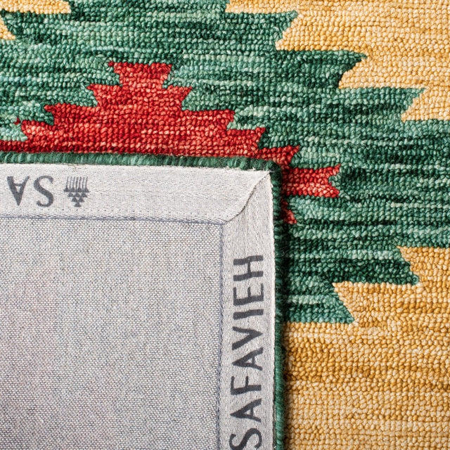 Safavieh Aspen Apn704Y Green/Red Rugs.