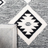 Safavieh Aspen Apn814Z Black/Ivory Rug.