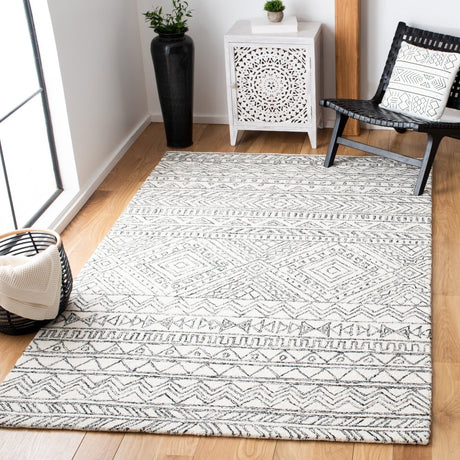 Safavieh Aspen Apn821A Ivory/Black Rug.