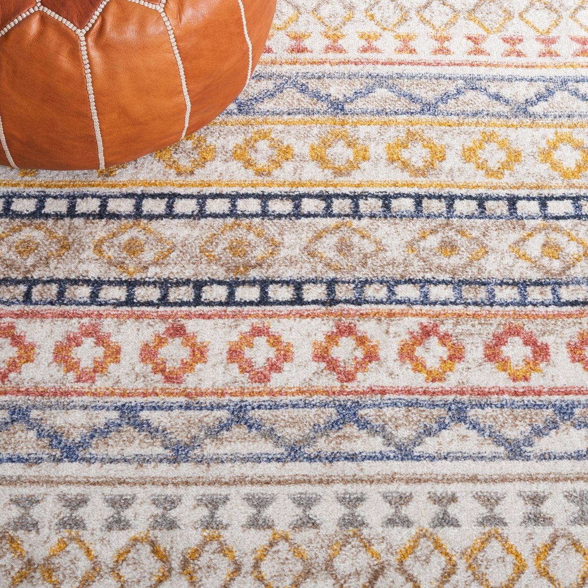 Safavieh Astoria Asa414A Ivory/Blue Rust Rug.
