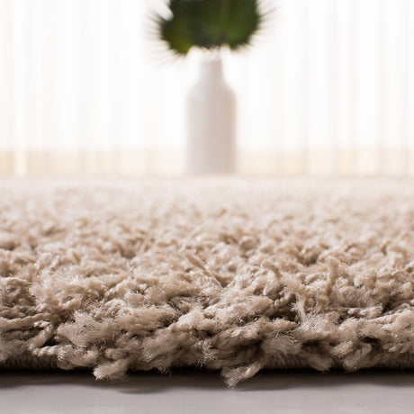 Safavieh Athens Shag Sgas119G Beige Rugs.
