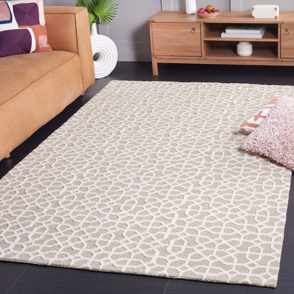Safavieh Audrey Aud103E Taupe/Ivory Rug.