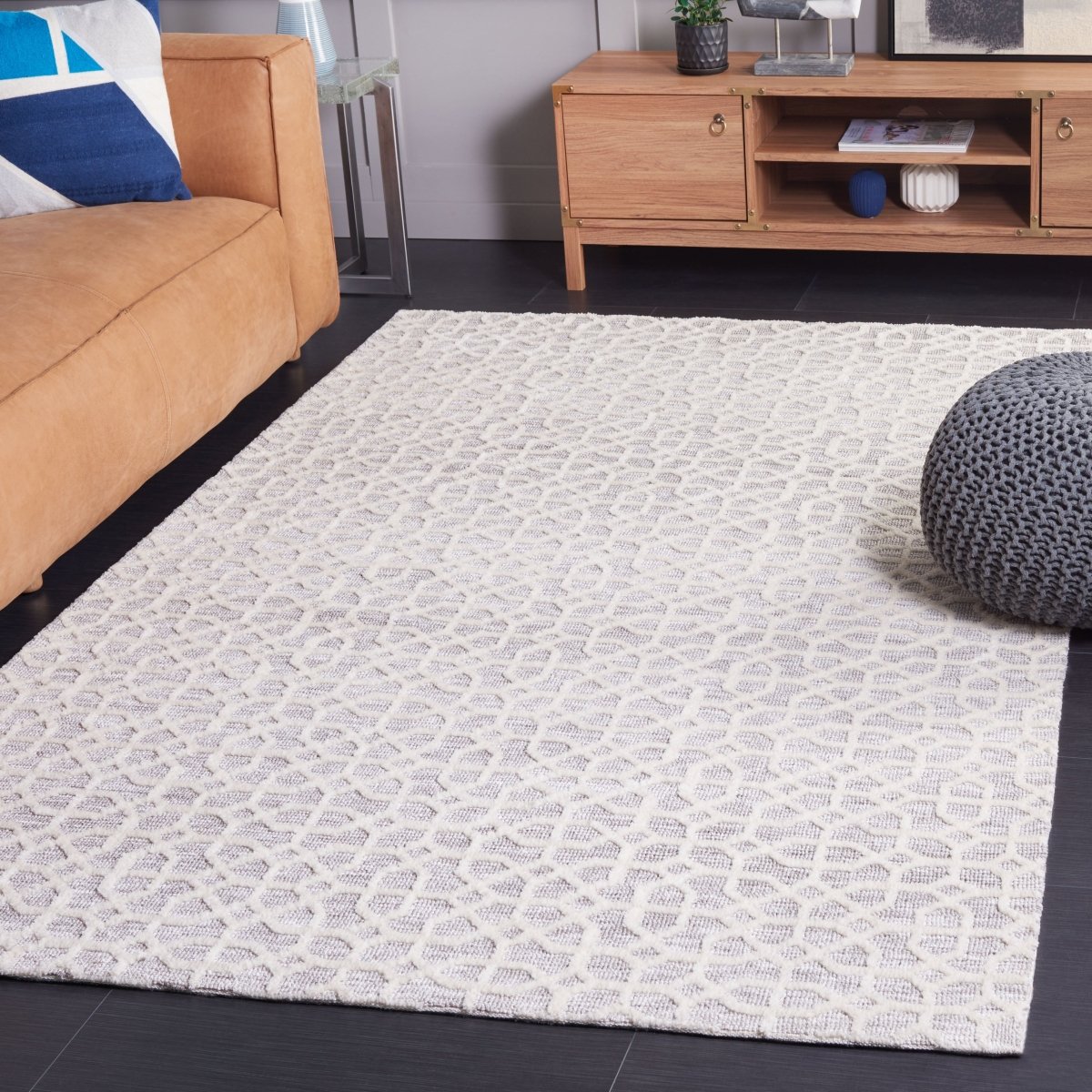 Safavieh Audrey Aud103G Light Grey/Beige Rug.