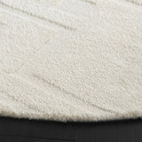 Safavieh Audrey 6'-0" x 6'-0" Rug in Ivory