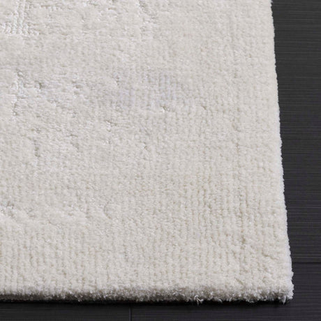 Safavieh Audrey Aud112A Ivory Rug.