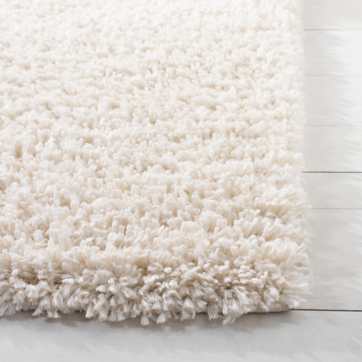 Safavieh August Shag Aug200C Ivory Rugs.