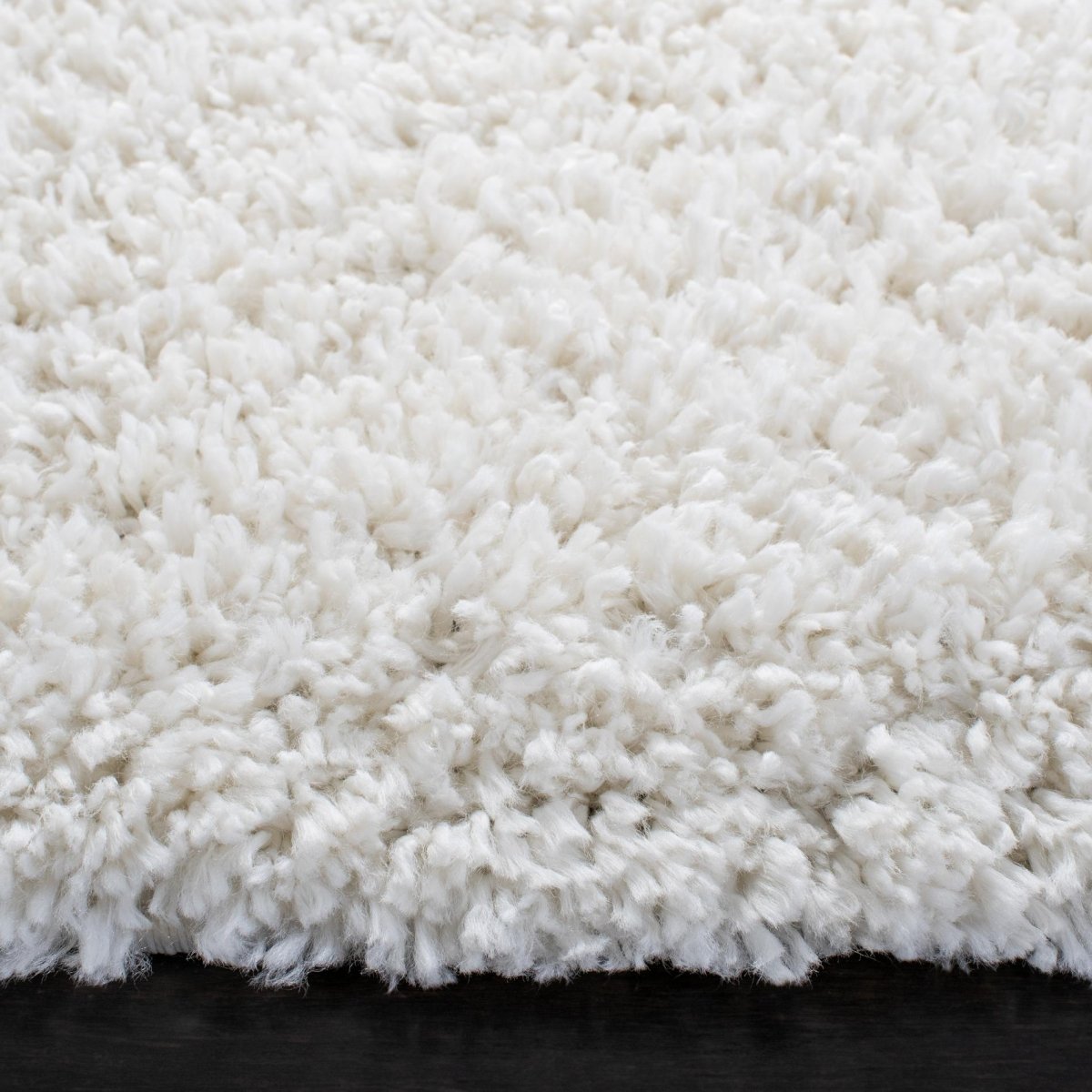 Safavieh August Shag Aug200C Ivory Rugs.
