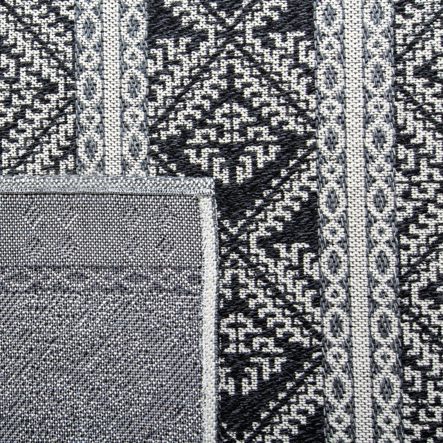 Safavieh Augustine Agt445Z Black/Cream Rugs.