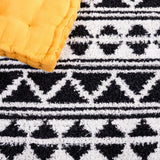Safavieh Augustine Agt847Z Black/Ivory Rug.