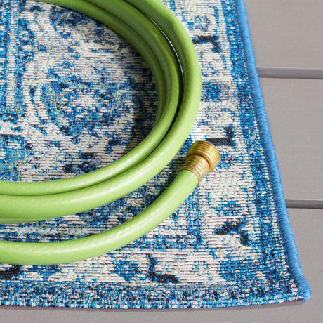 Safavieh Barbados Bar558M Blue/Ivory Rug.