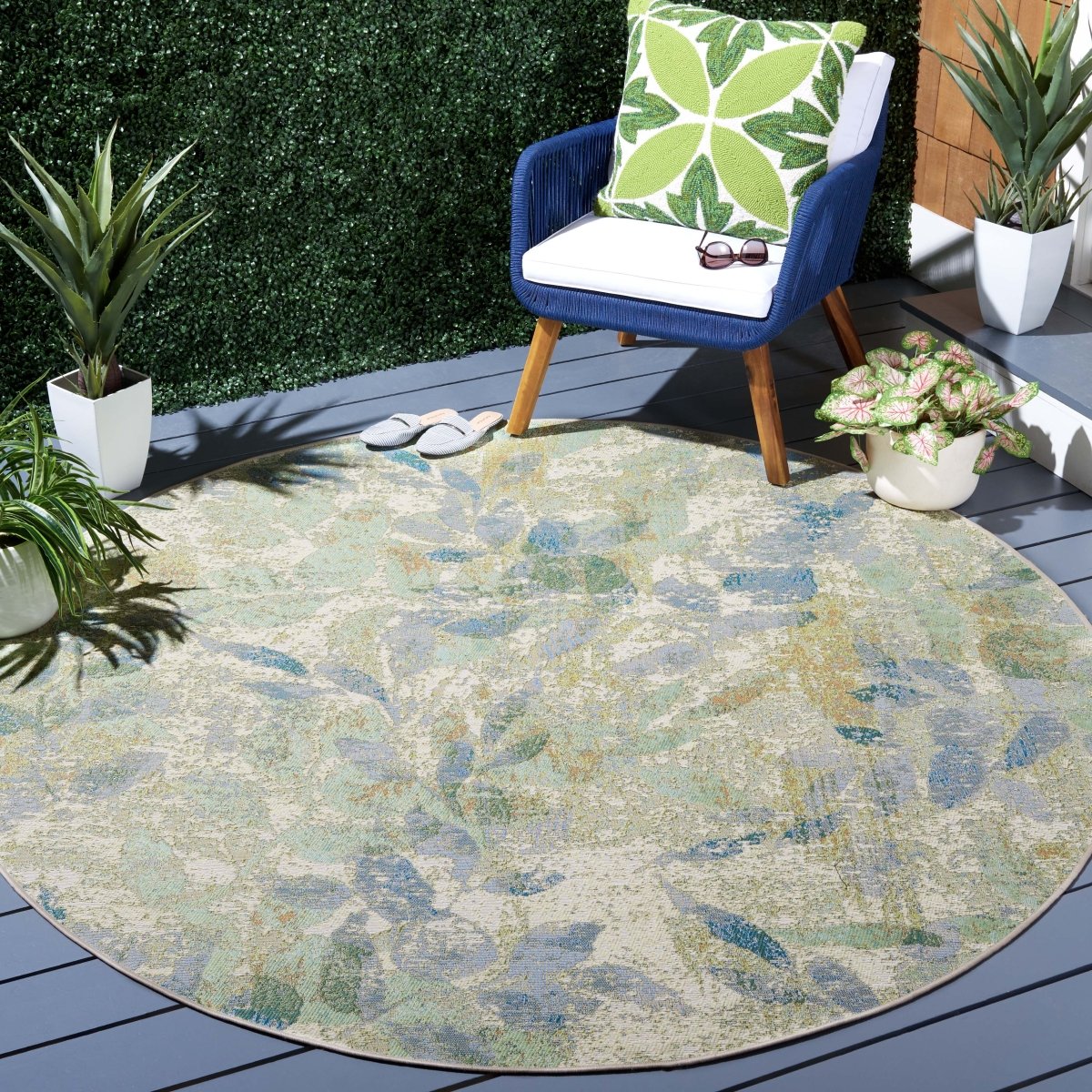 Safavieh Barbados Bar594M Blue/Ivory Rug.