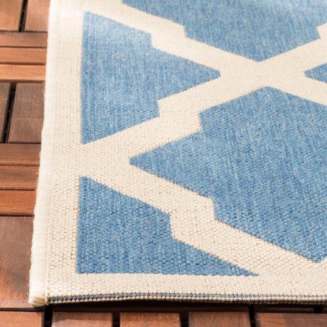 Safavieh Beach House Bhs122M Blue/Creme Rug.