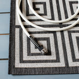 Safavieh Beach House Bhs129A Light Grey/Charcoal Rug.