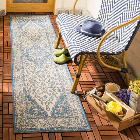 Safavieh Beach House Bhs137N Cream/Blue Rugs.