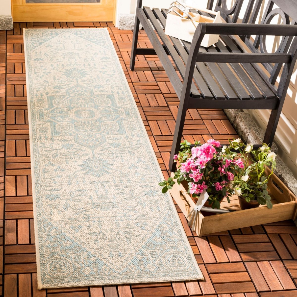Safavieh Beach House Bhs138K Aqua/Cream Rugs.