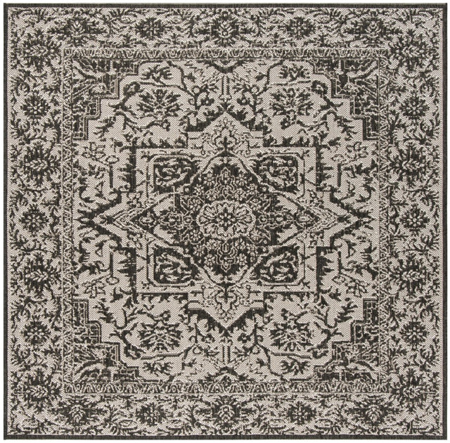 Safavieh Beach House Bhs139A Light Grey/Charcoal Rug.