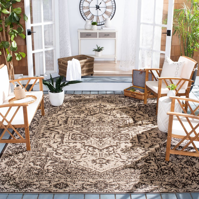 Safavieh Beach House Bhs139U Creme/Brown Rug.