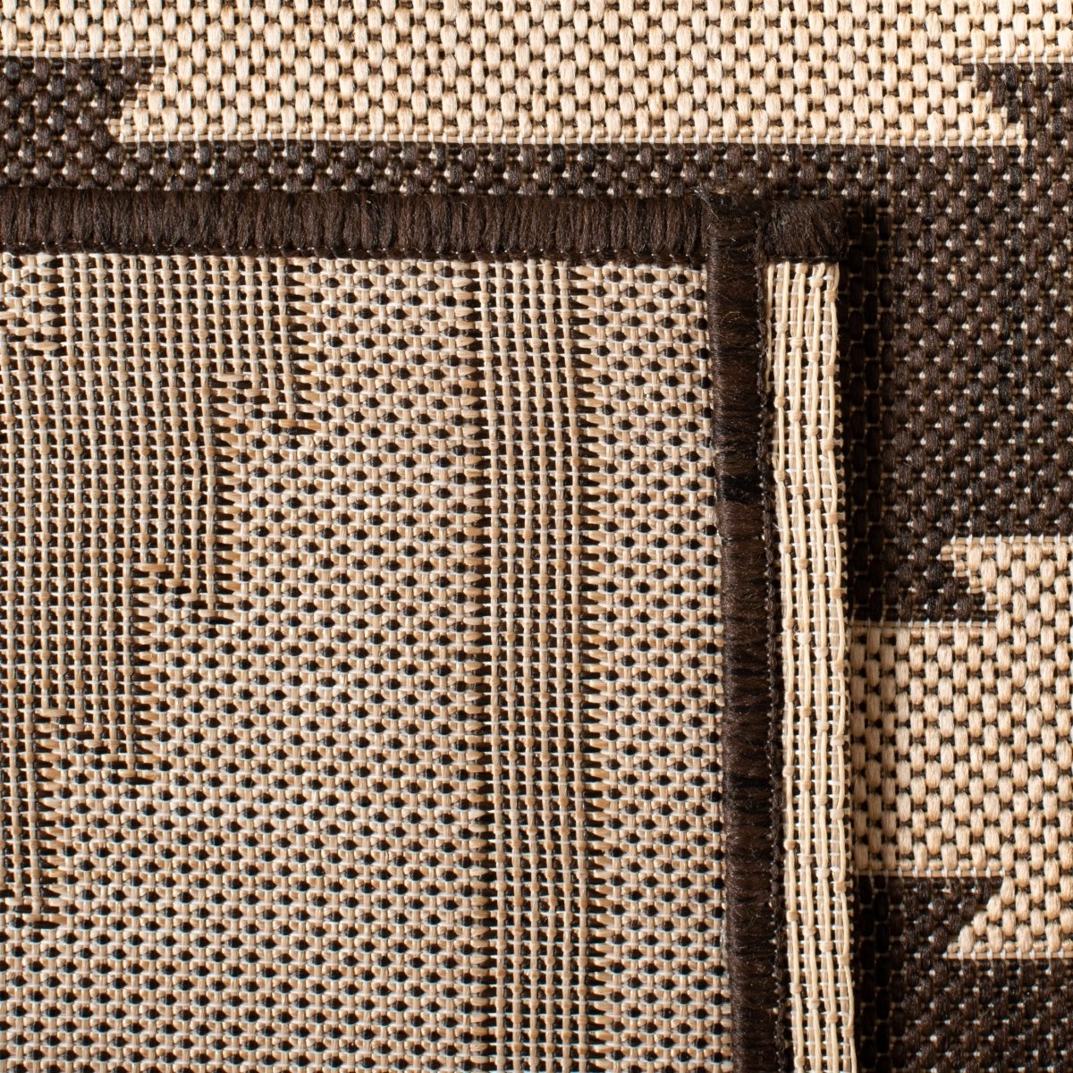Safavieh Beach House Bhs171U Creme/Brown Rug.