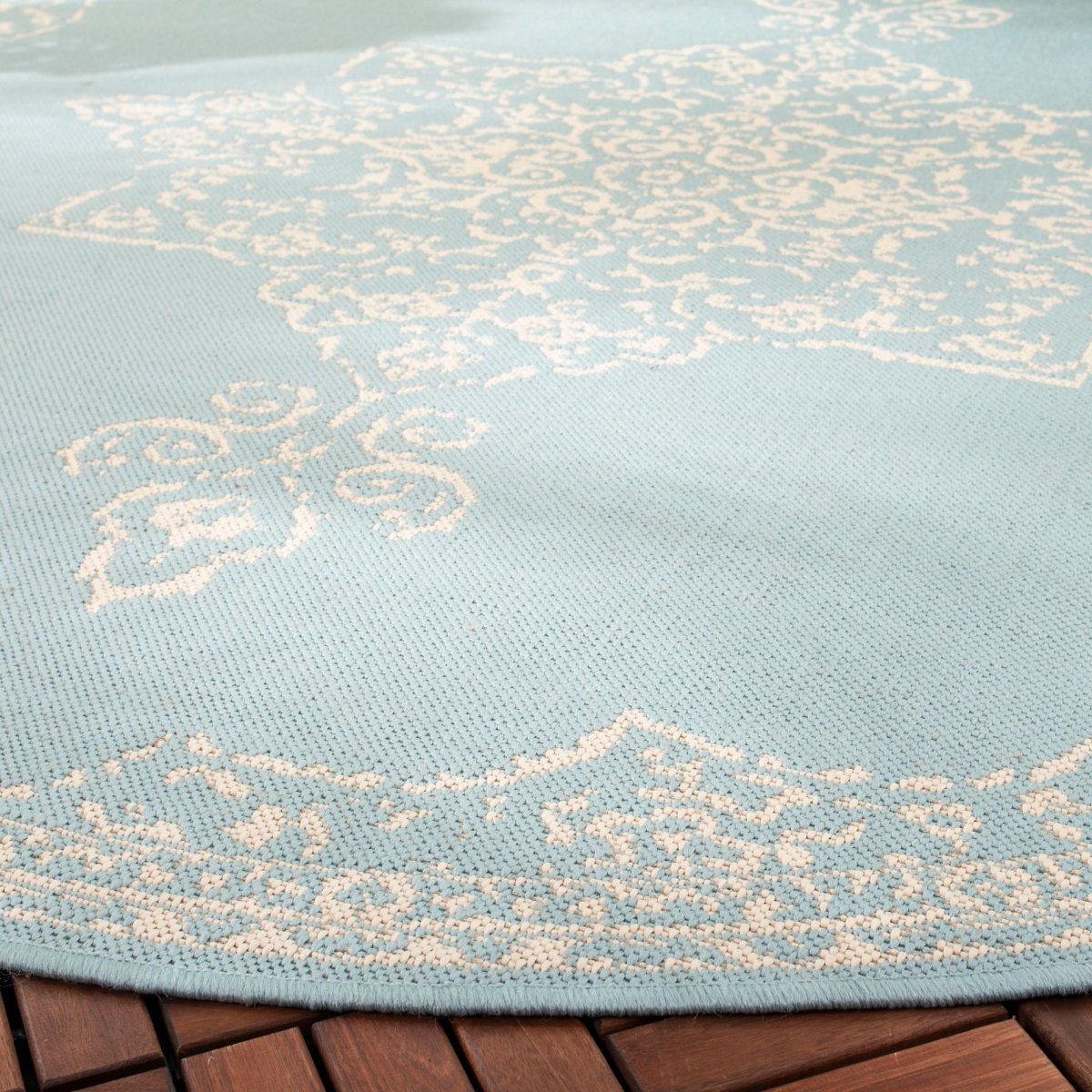 Safavieh Beach House Bhs180L Cream/Aqua Rugs.