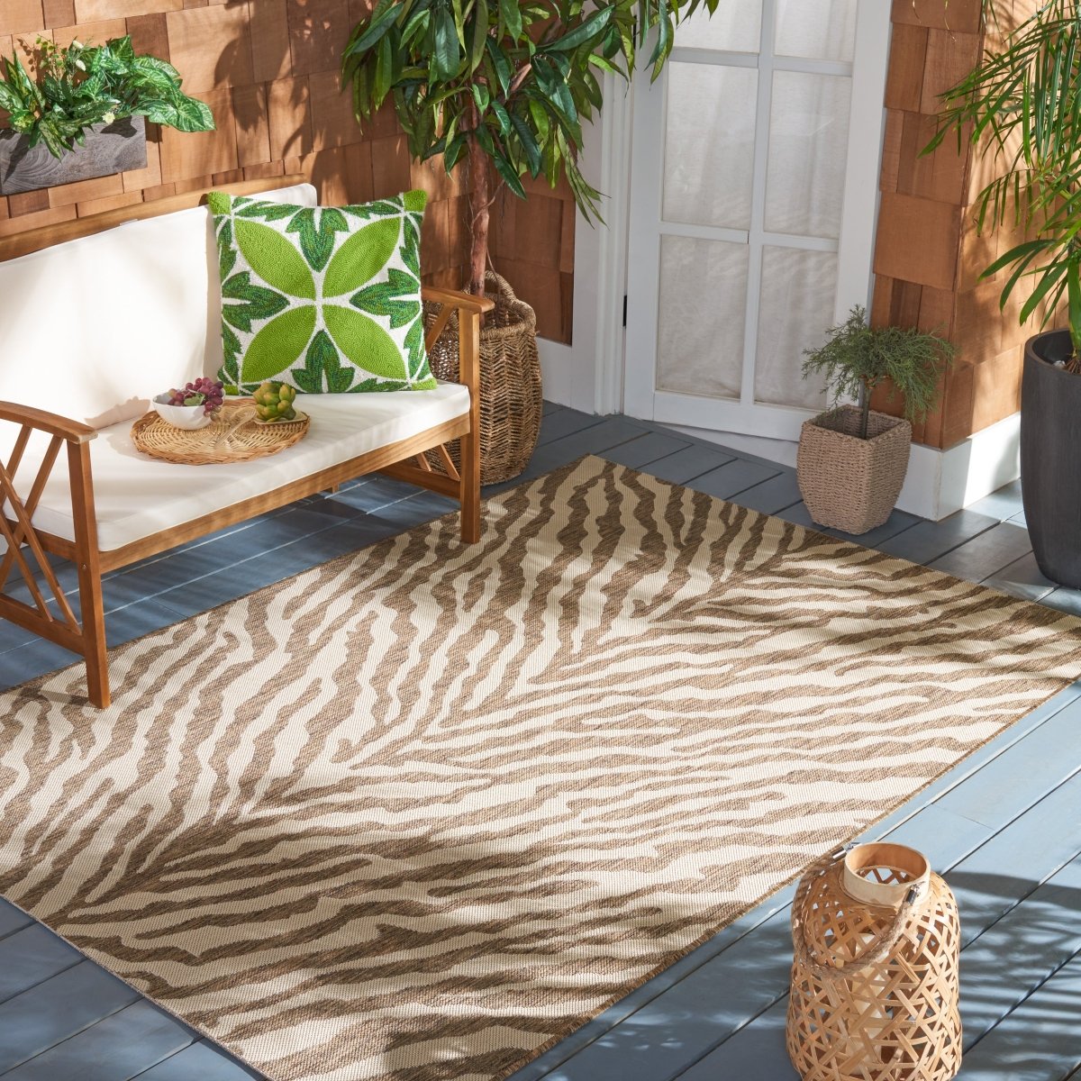 Safavieh Beach House Bhs182A Cream/Beige Rugs.