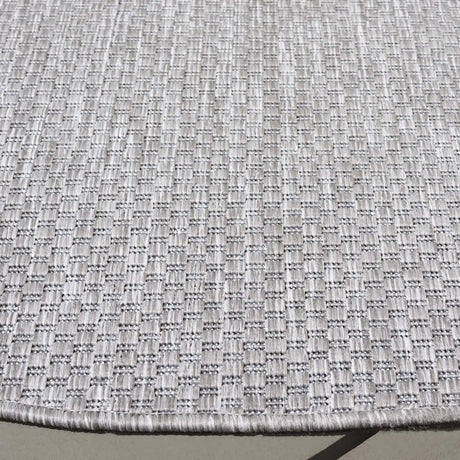 Safavieh Beach House 6'-7" x 6'-7" Rug in Grey
