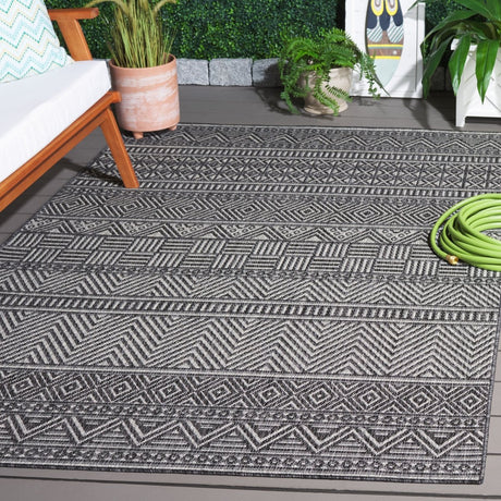 Safavieh Beach House Bhs288H Charcoal/Grey Rug.