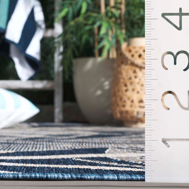 Safavieh Beach House Bhs294M Blue/Ivory Rug.