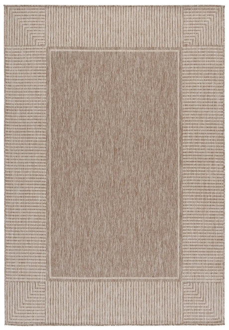 Safavieh Beach House 5'-3" x 7'-6" Rug in Beige / Light Beige