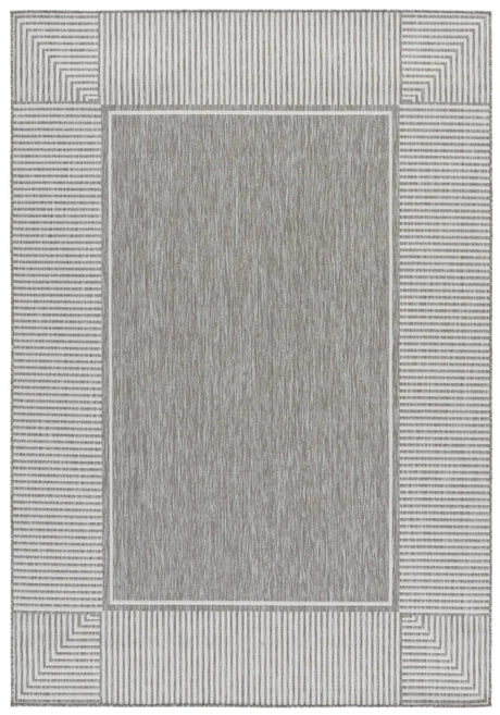 Safavieh Beach House 5'-3" x 7'-6" Rug in Grey / White
