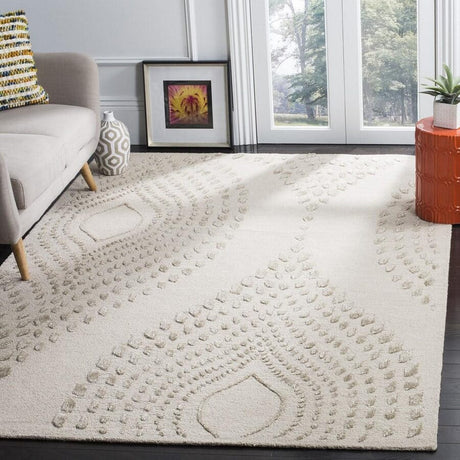 Safavieh Bella Bel126B Sand / Brown Rugs.