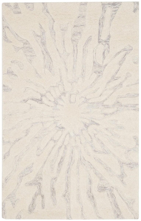 Safavieh Bella Bel129A Silver / Ivory Rugs.