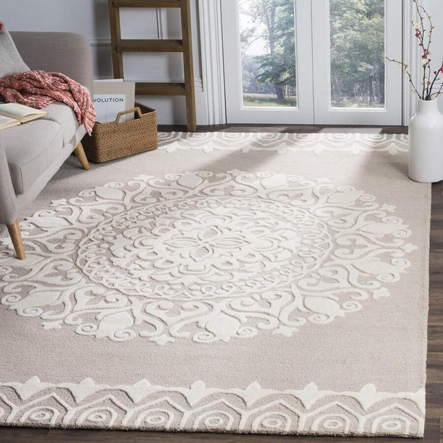 Safavieh Bella Bel133A Beige / Ivory Rugs.