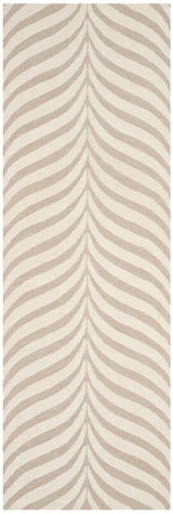 Safavieh Bella Bel135A Sand / Ivory Rugs.