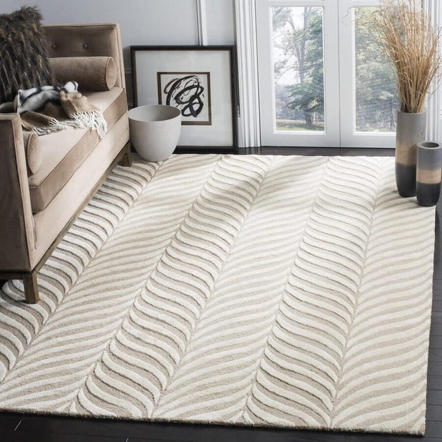 Safavieh Bella Bel135A Sand / Ivory Rugs.