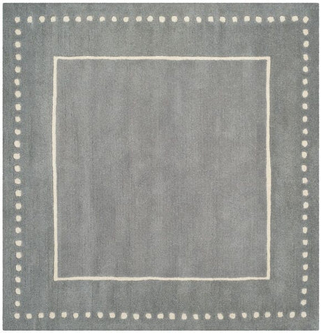 Safavieh Bella Bel151D Silver/Ivory Rug.