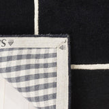 Safavieh Bella Bel151E Black/Ivory Rug - bel151e-3sq