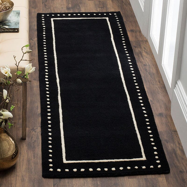 Safavieh Bella Bel151E Black/Ivory Rug.