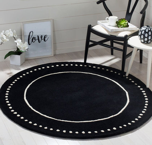 Safavieh Bella Bel151E Black/Ivory Rug.