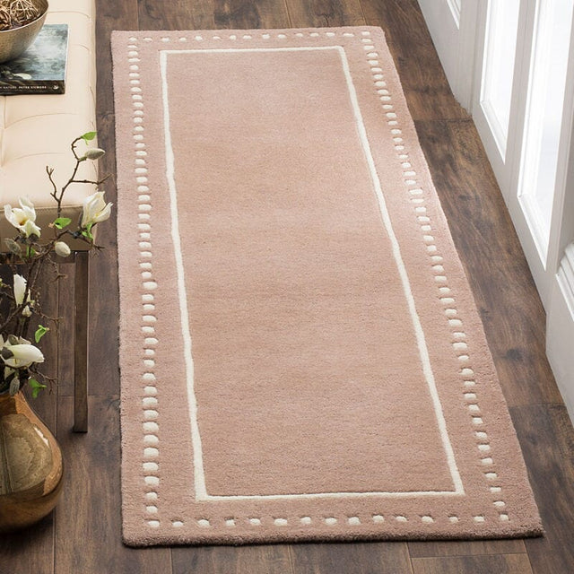 Safavieh Bella Bel151J Beige/Ivory Rug.