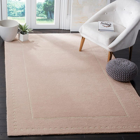 Safavieh Bella Bel151M Light Pink/Ivory Rug.