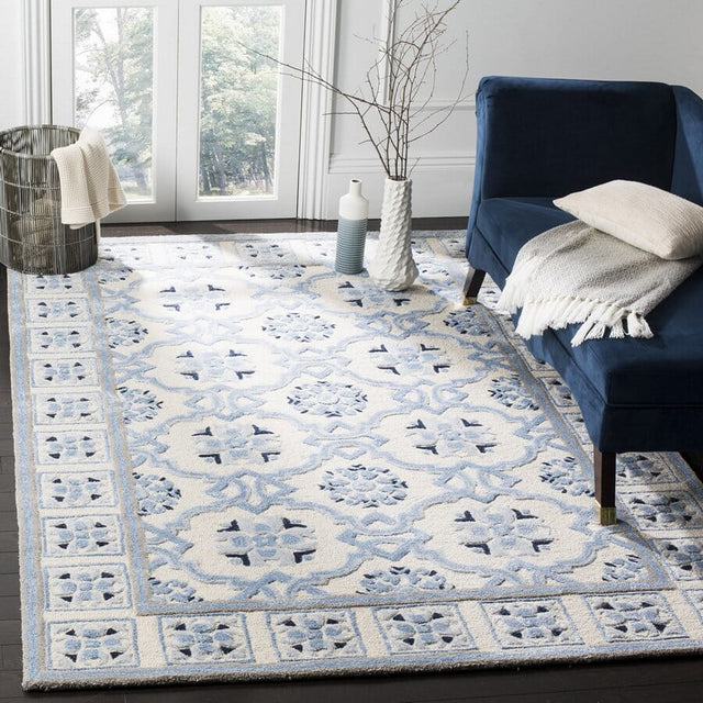 Safavieh Bella Bel155A Ivory/Blue Rug.