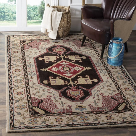 Safavieh Bellagio Blg549A Beige / Black Rugs.