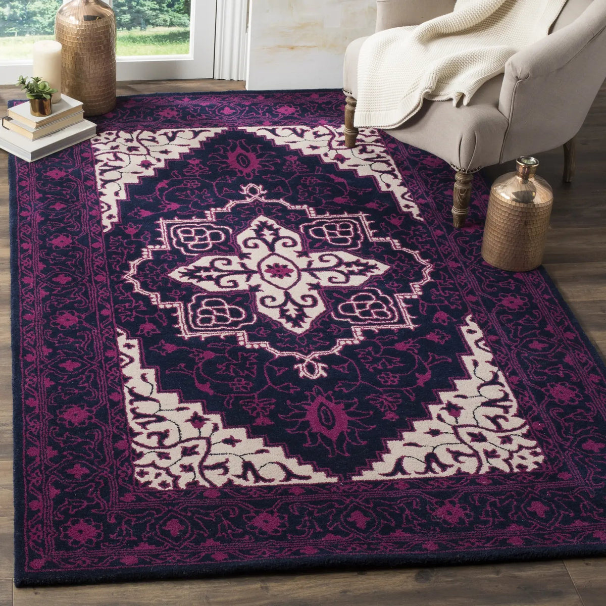Safavieh Bellagio 5'-0" x 8'-0" Rug in Purple / Ivory