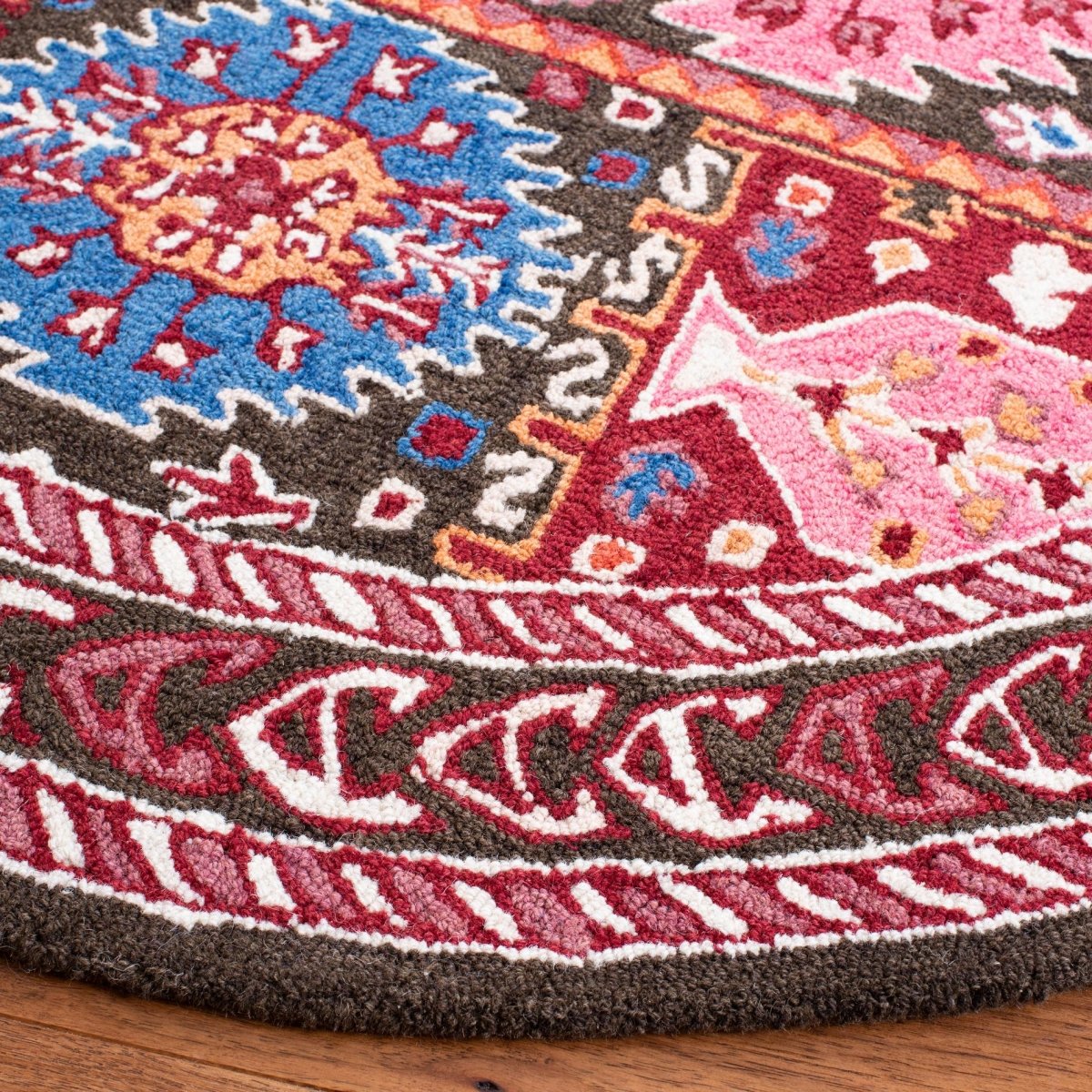 Safavieh Bellagio Blg607T Brown/Rust Rugs.