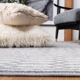 Safavieh Belmont Bmt132A Ivory/Grey Rugs.
