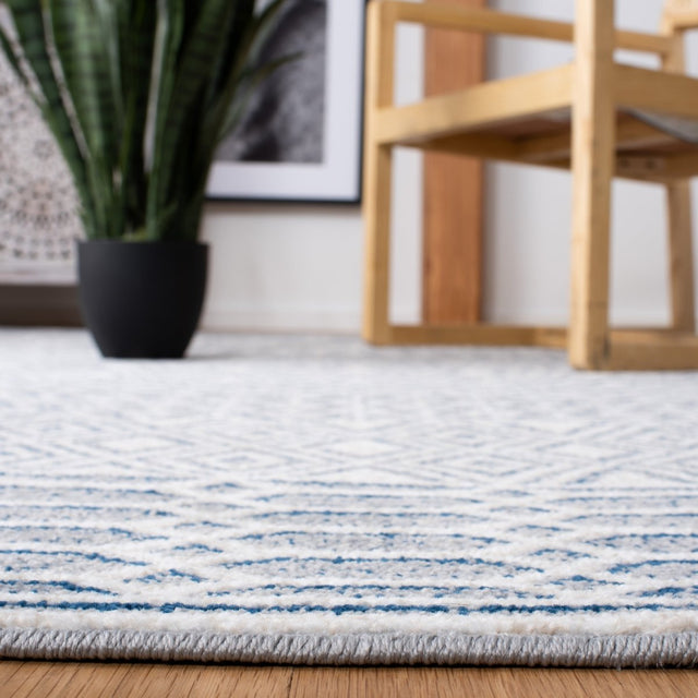 Safavieh Belmont Bmt132B Ivory/Navy Rugs.