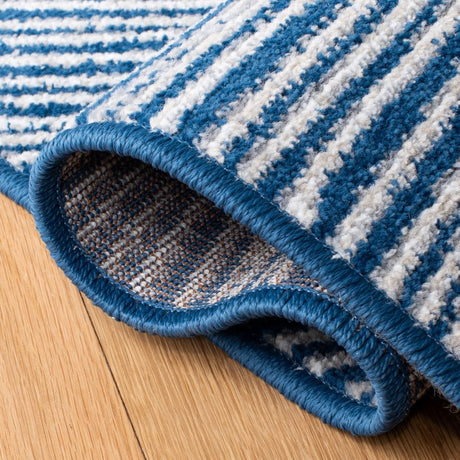 Safavieh Belmont Bmt136N Navy/Grey Rugs.
