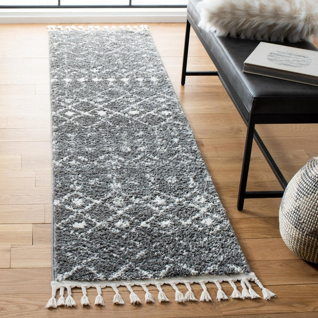 Safavieh Berber Fringe Shag Bfg516F Grey/Ivory Rug.